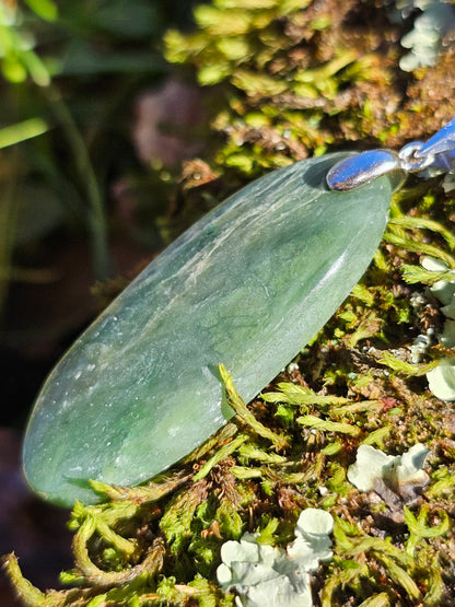 Pendentif en Jade néphrite JN4