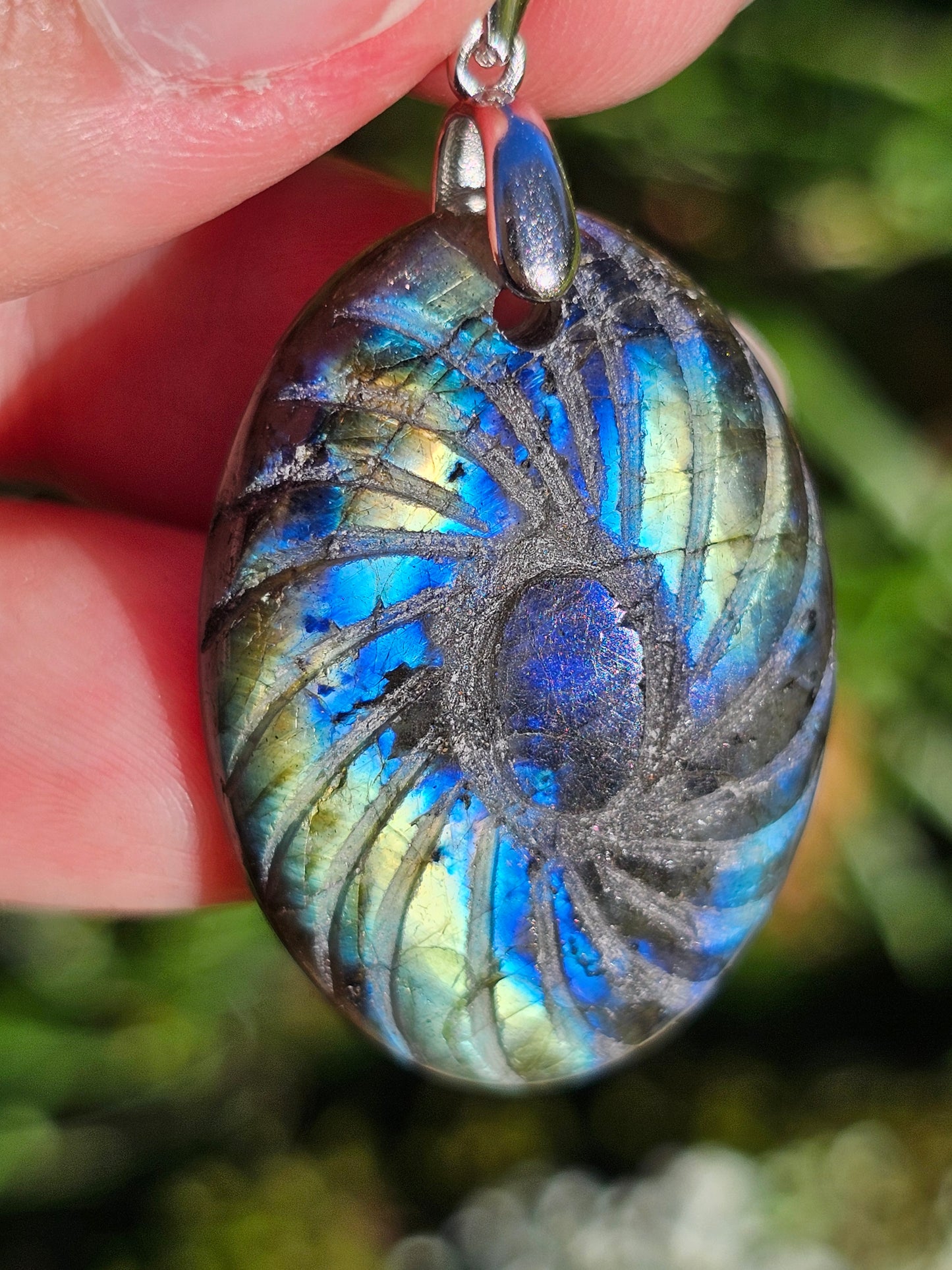 Pendentif Labradorite sculptée n°5