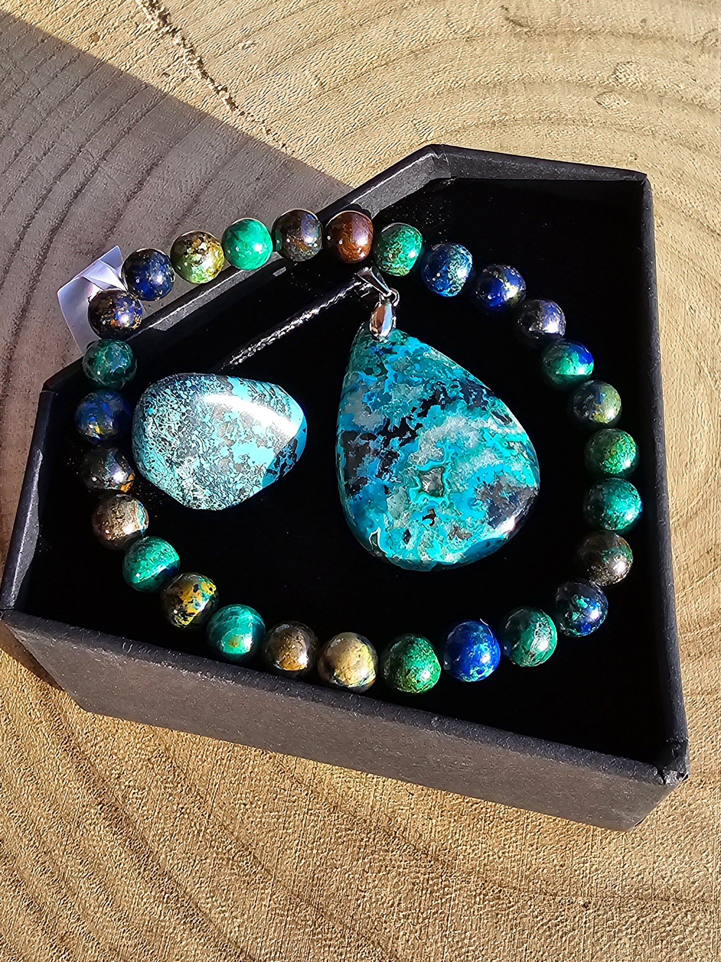 Coffret Chrysocolle et Shattuckite