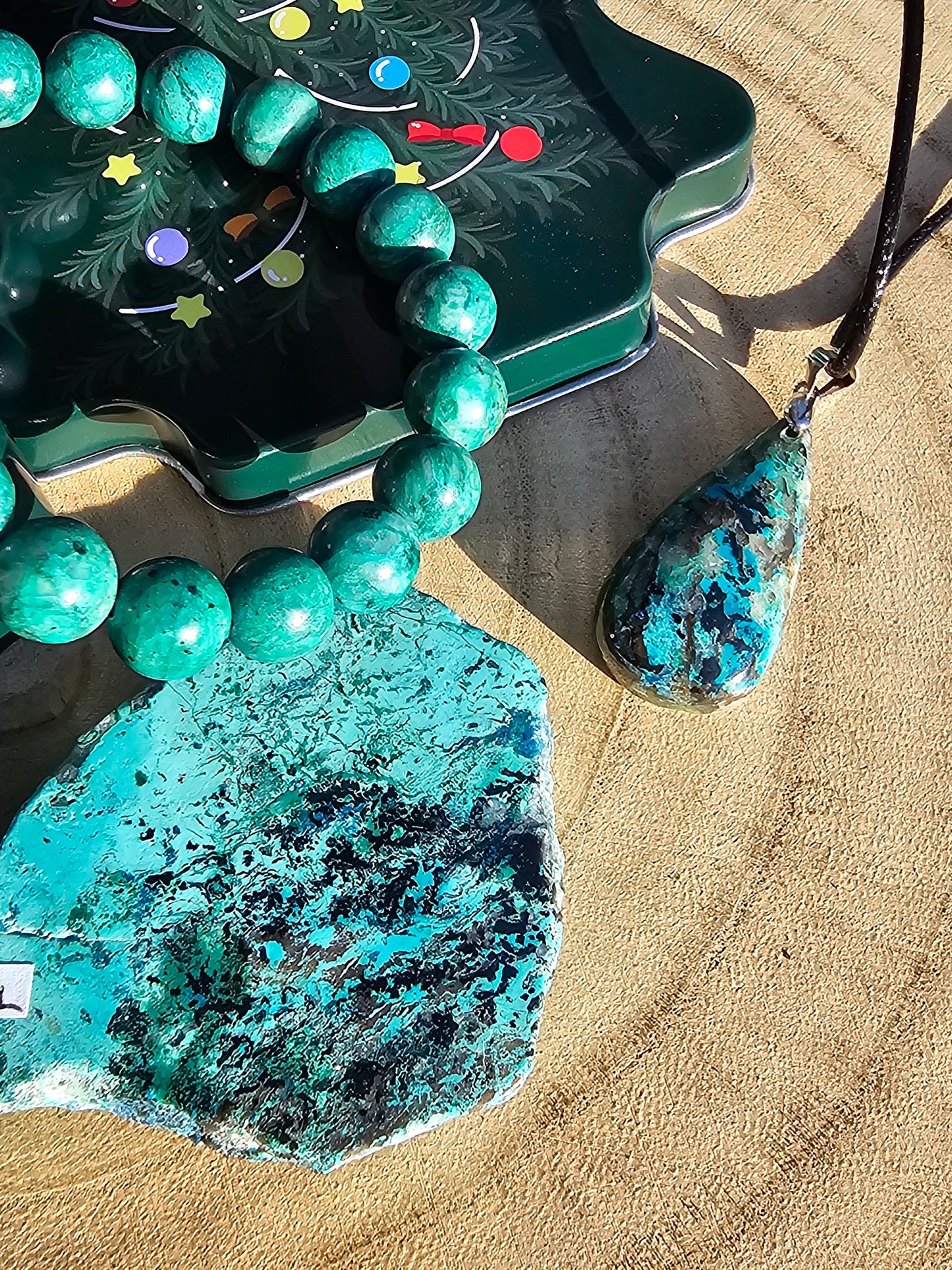 Coffret Chrysocolle et Shattuckite