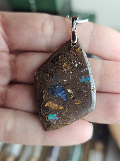 Pendentif en Opale boulder A