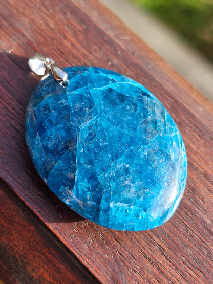 Pendentif en Apatite bleue A