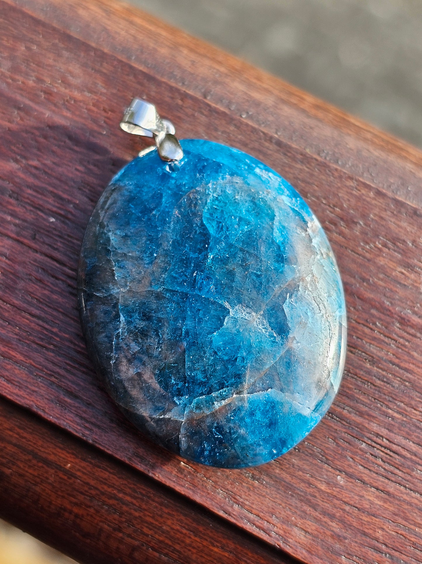 Pendentif en Apatite bleue B