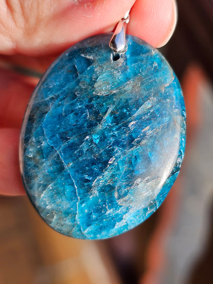 Pendentif en Apatite bleue C