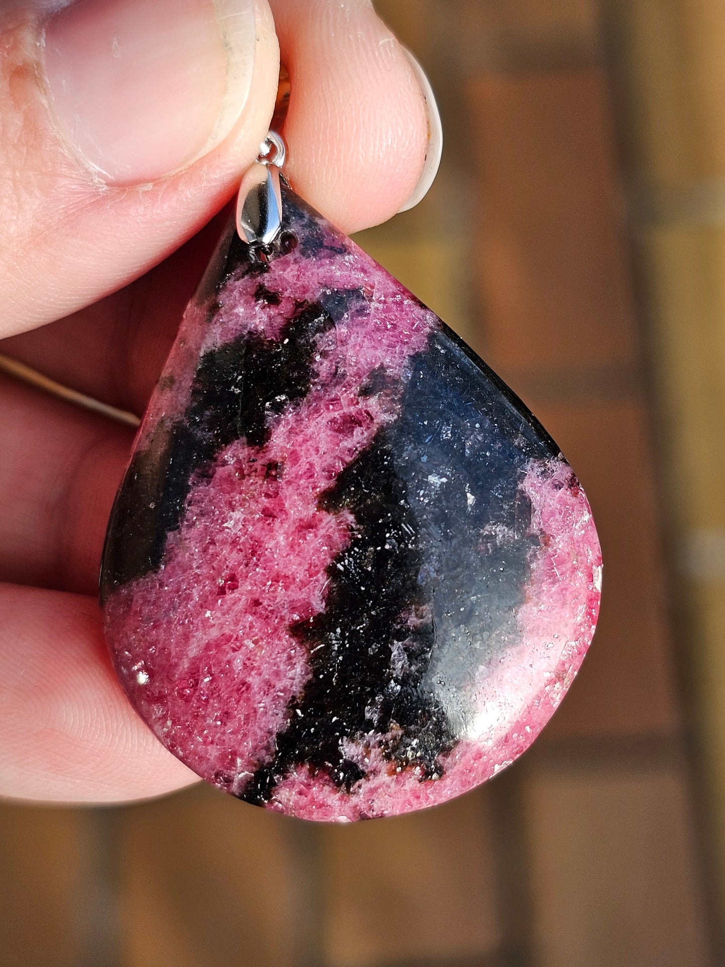 Pendentif en Rhodonite J