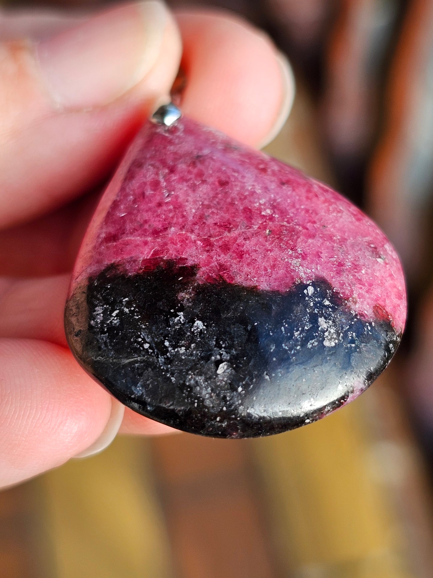 Pendentif en Rhodonite K