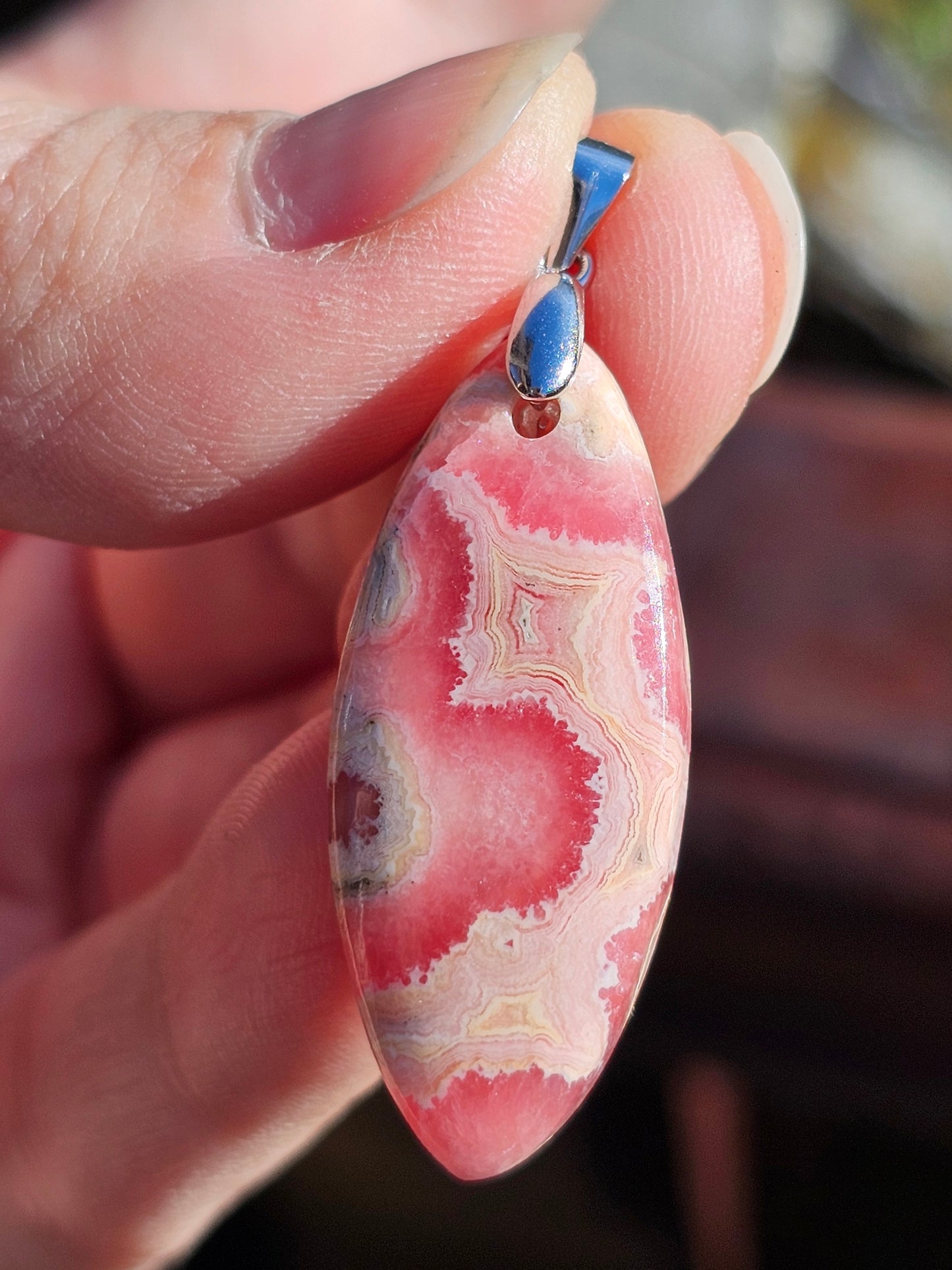 Magnifique pendentif en Rhodochrosite