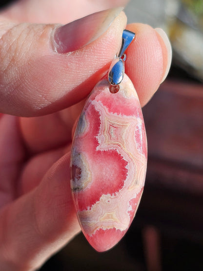 Magnifique pendentif en Rhodochrosite