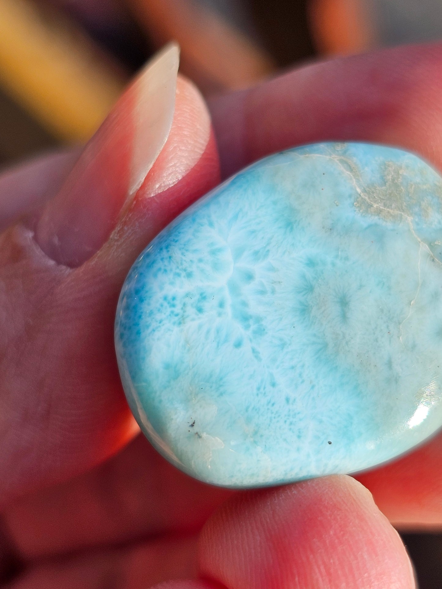 Petit galet de Larimar (Pectolite) L