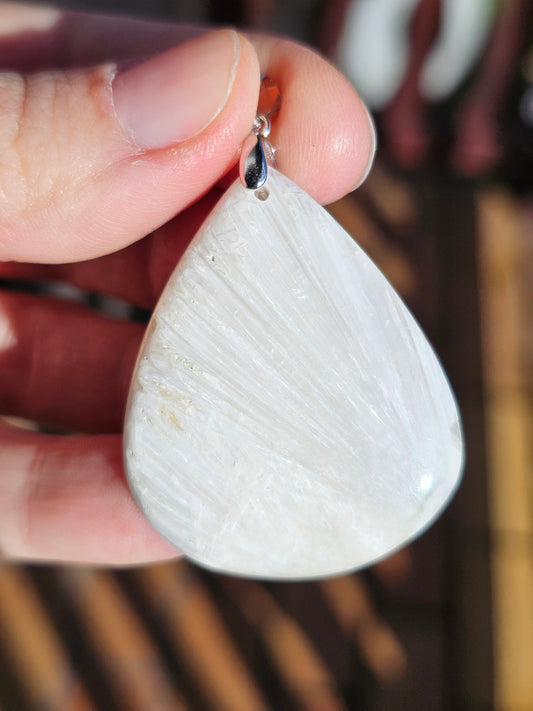 Pendentif en Scolécite n°2