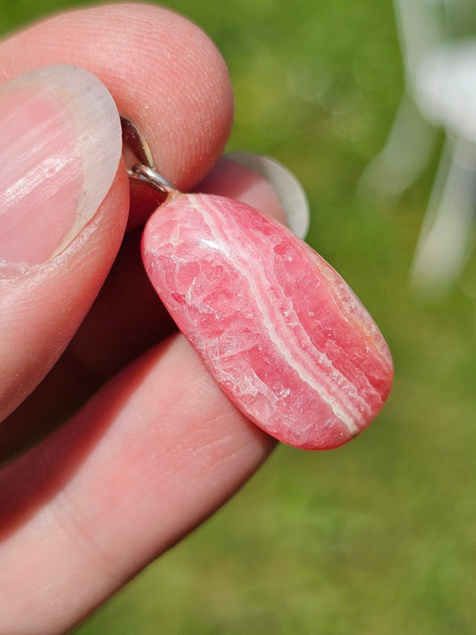 Pendentif pierre roulée de Rhodochrosite