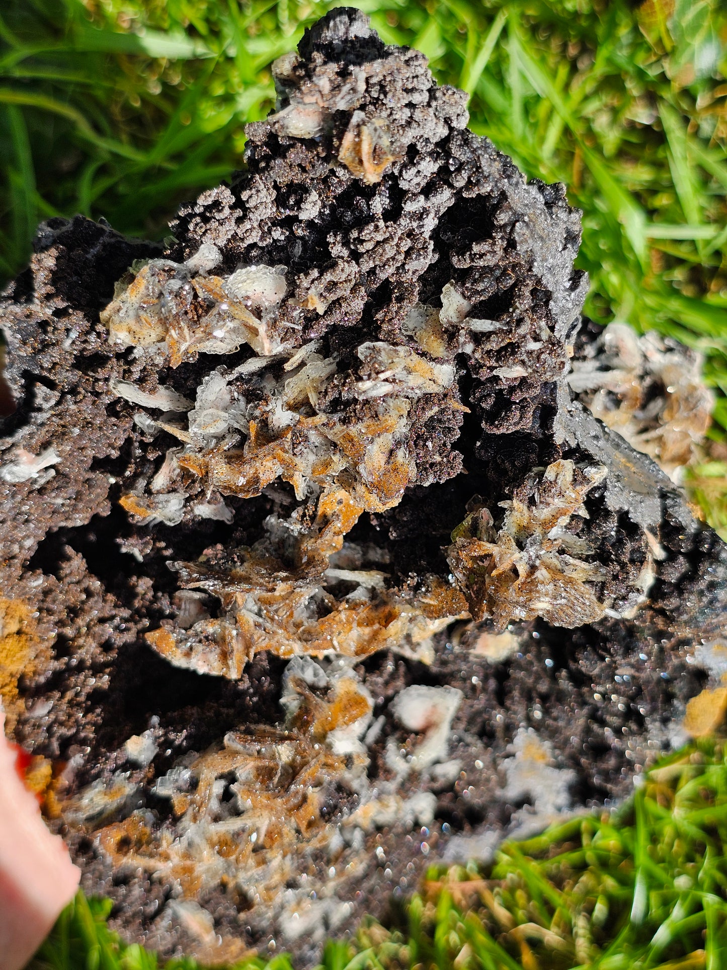 Grosse Goethite du Maroc avec Baryte
