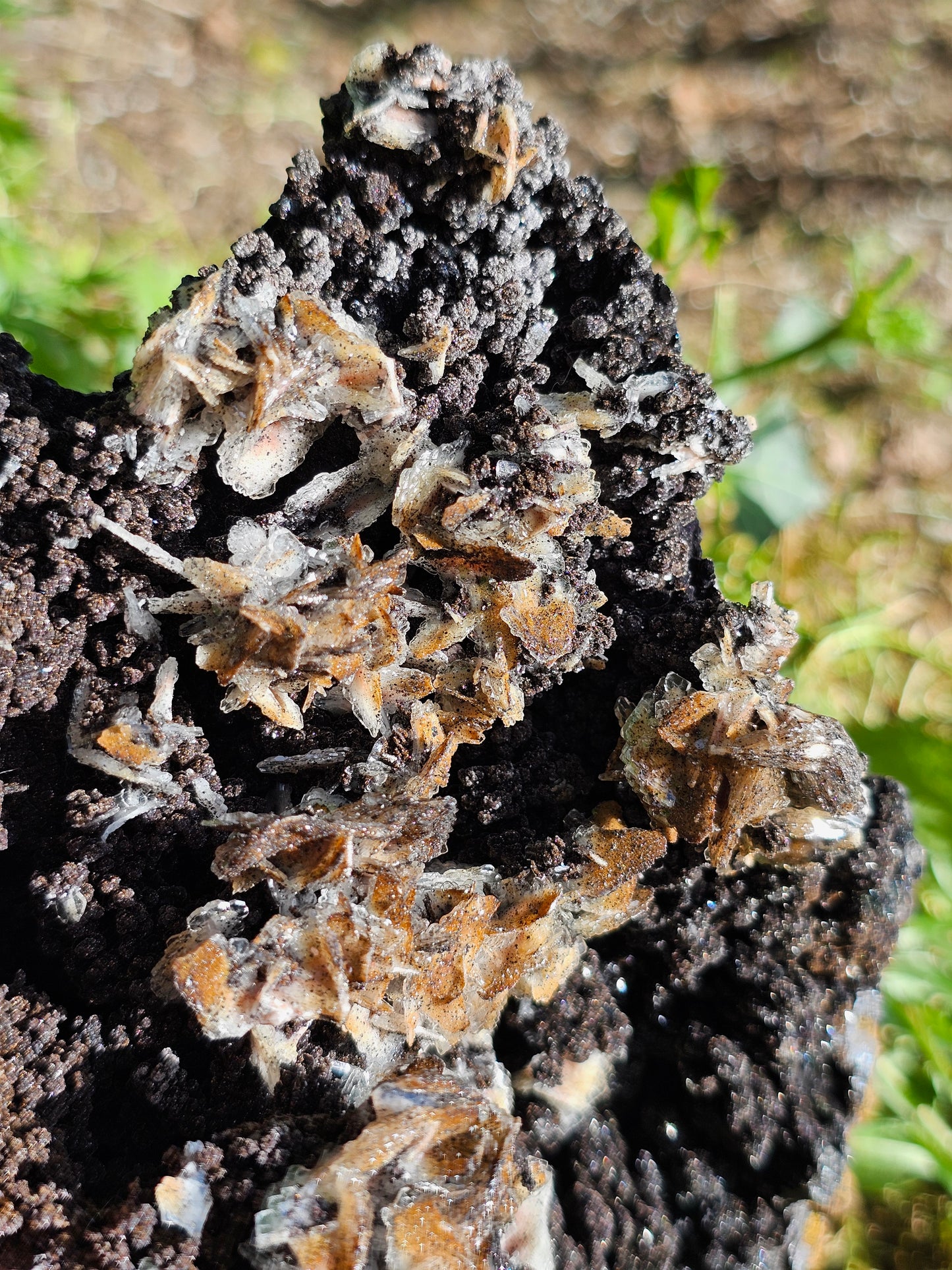Grosse Goethite du Maroc avec Baryte