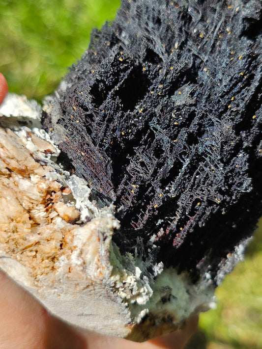 Incroyable Goethite du Maroc avec Baryte, Aragonite et Vanadinite