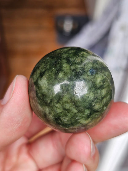 Sphère Jade néphrite n°1