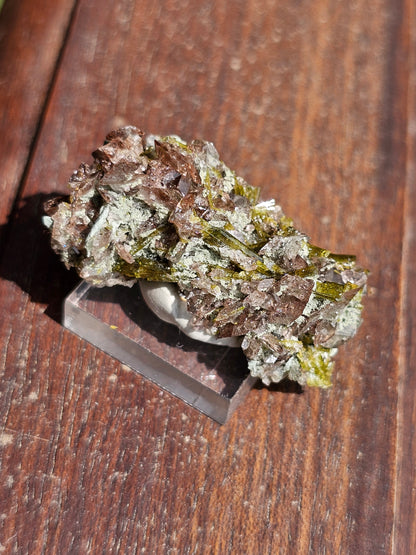 Axinite et Epidote du Pakistan n°3