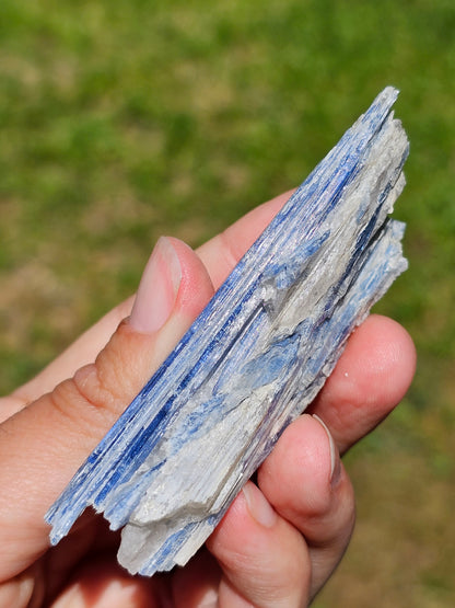 Cyanite bleue brute B