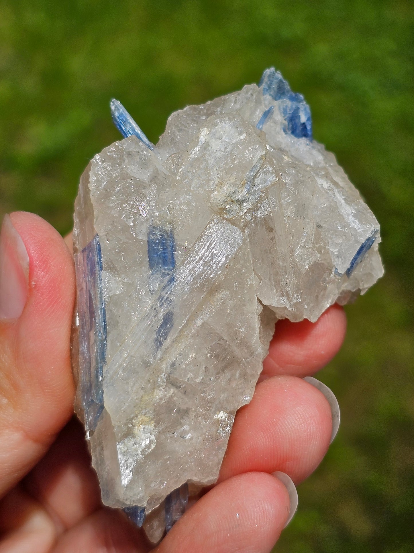 Cyanite bleue brute D