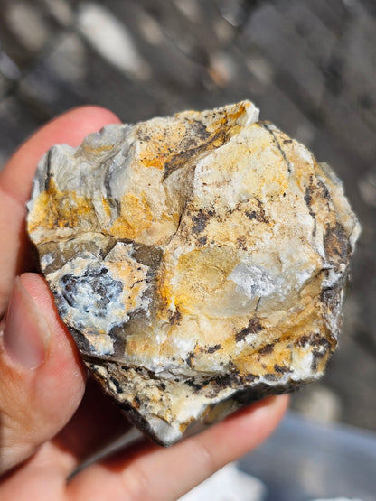 Agate volcan brute (à choisir)