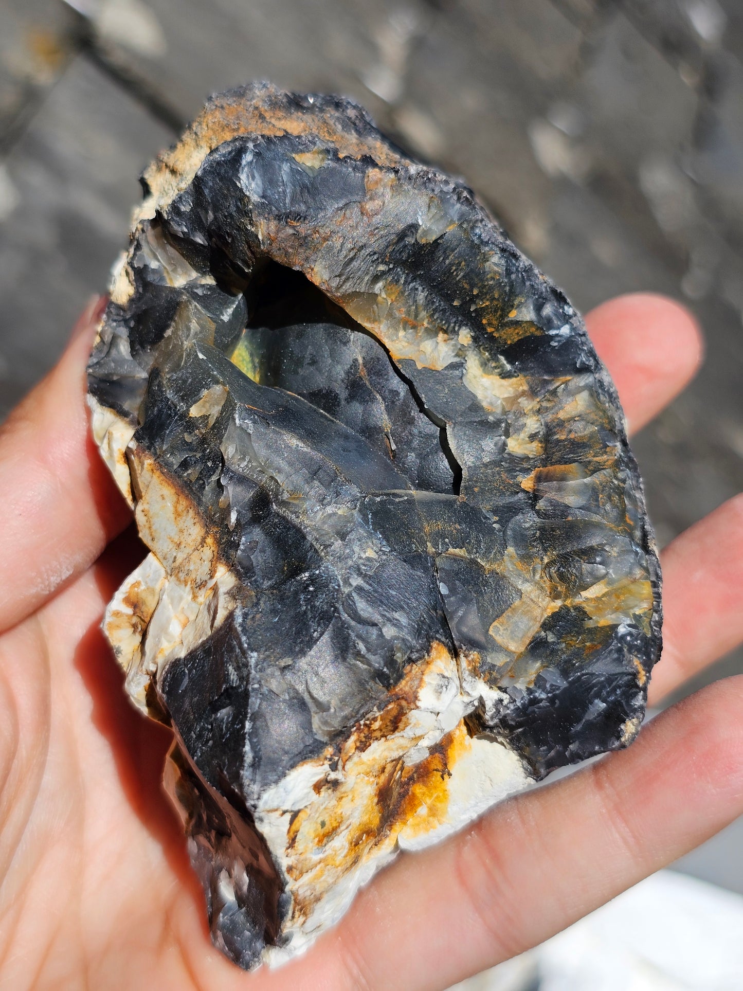 Agate volcan brute (à choisir)
