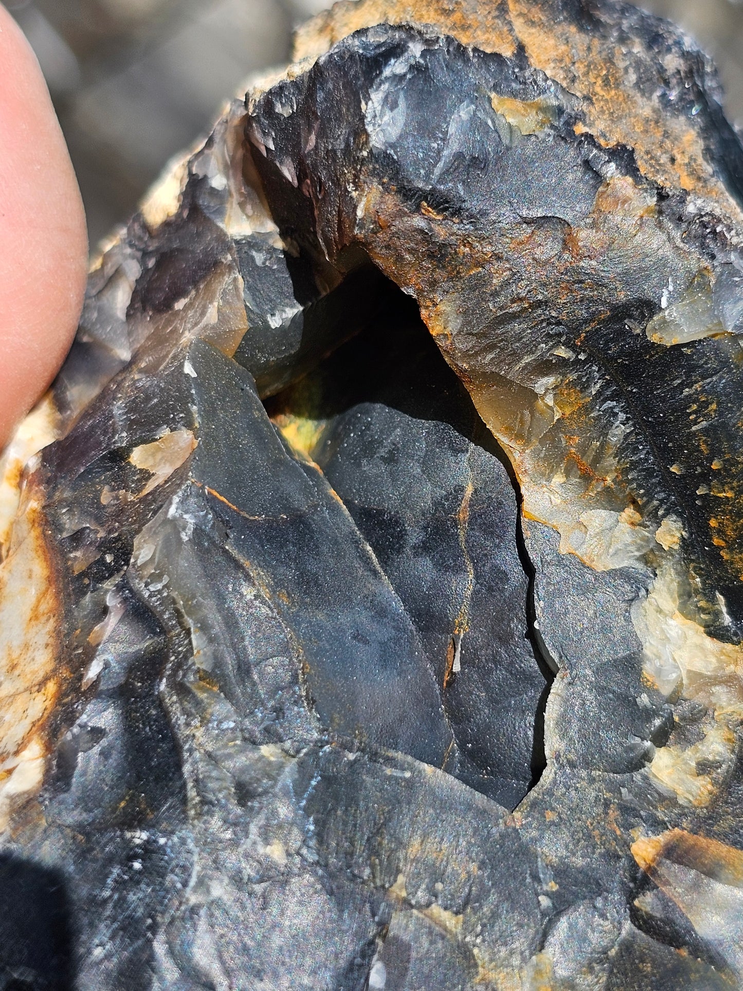 Agate volcan brute (à choisir)