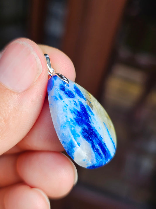 Pendentif Afghanite n°4 (réactif uv)