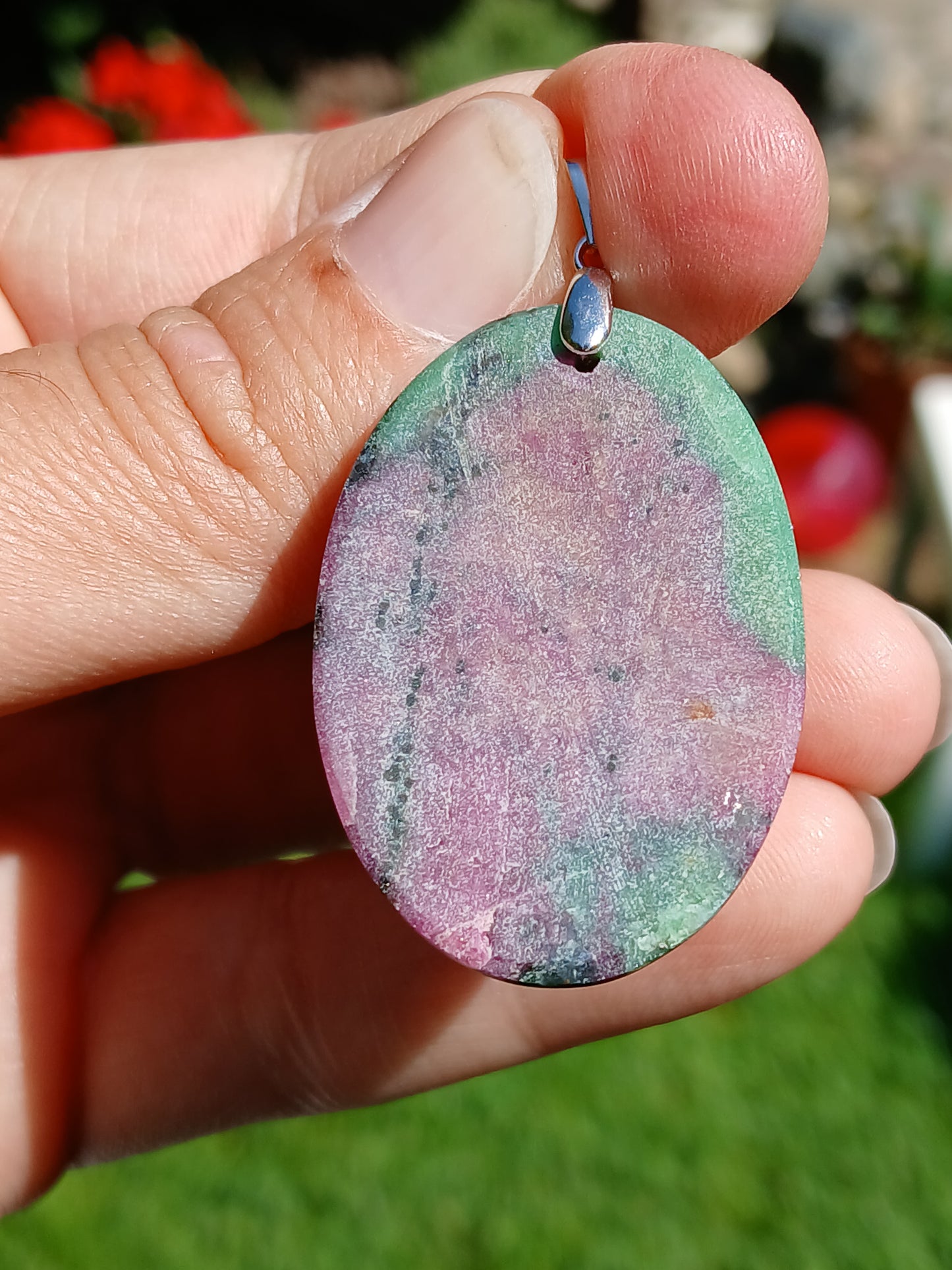Pendentif Rubis Zoïsite n°2 (réactif UV)
