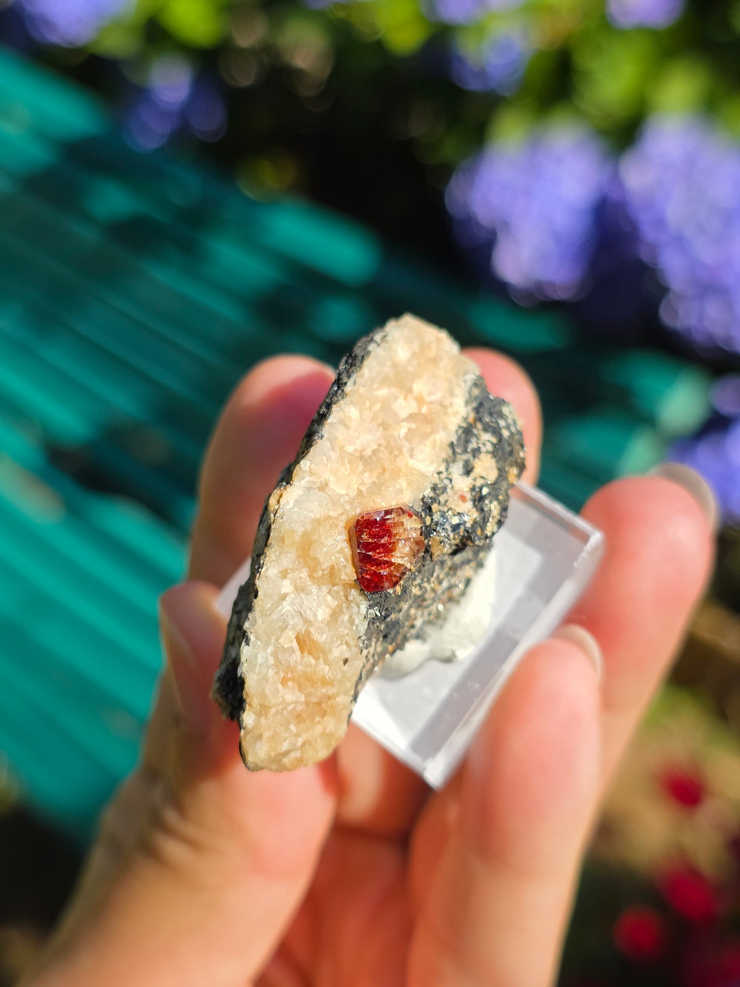Zircon rouge du Pakistan A