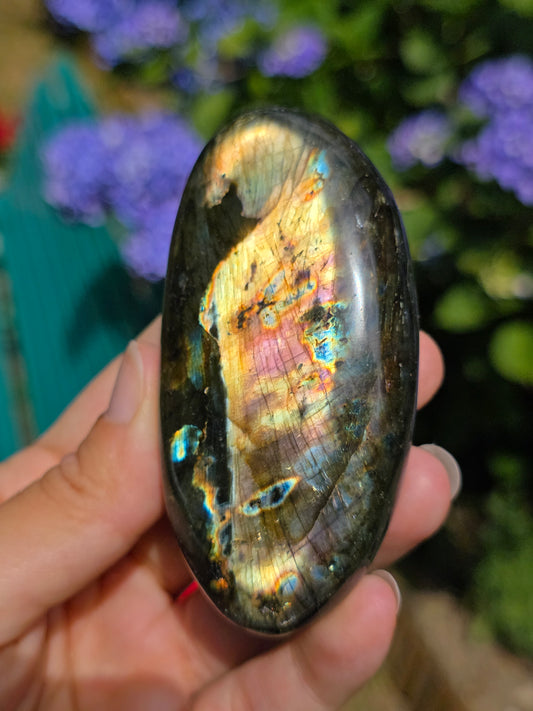 Galet Labradorite noire (à choisir)
