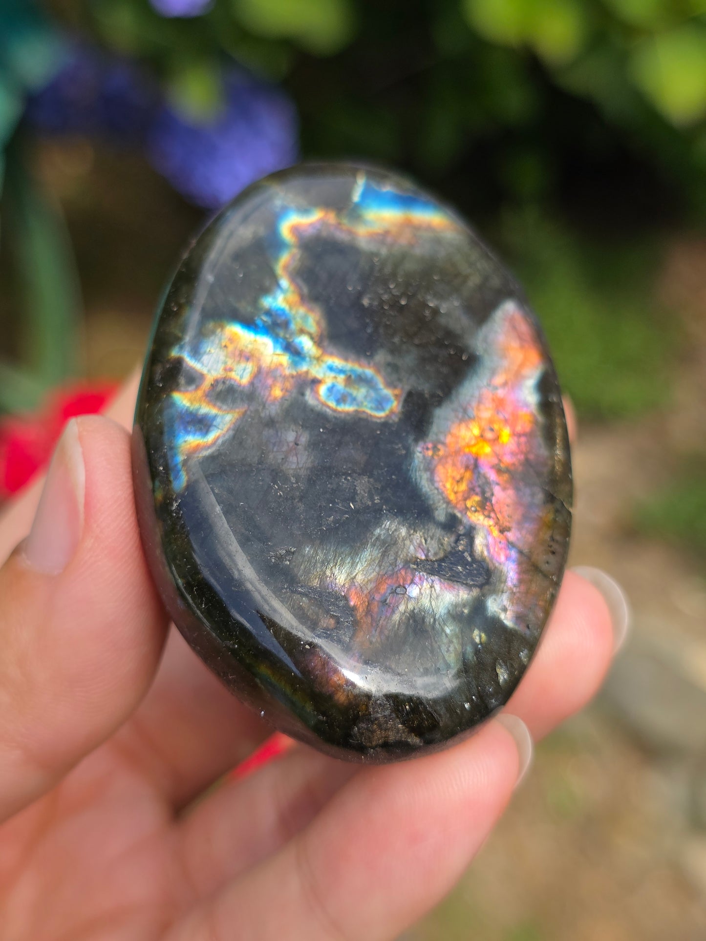 Galet Labradorite noire (à choisir)
