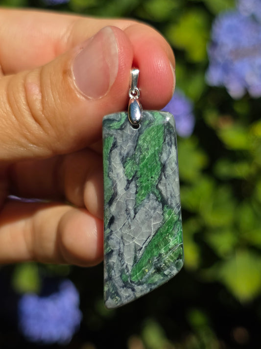 Pendentif Smaragdite de Corse n°3