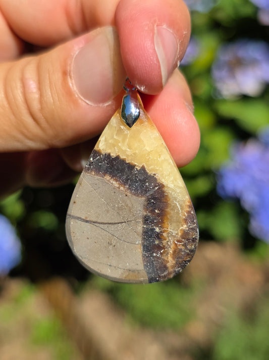 Pendentif en Septaria (à choisir)