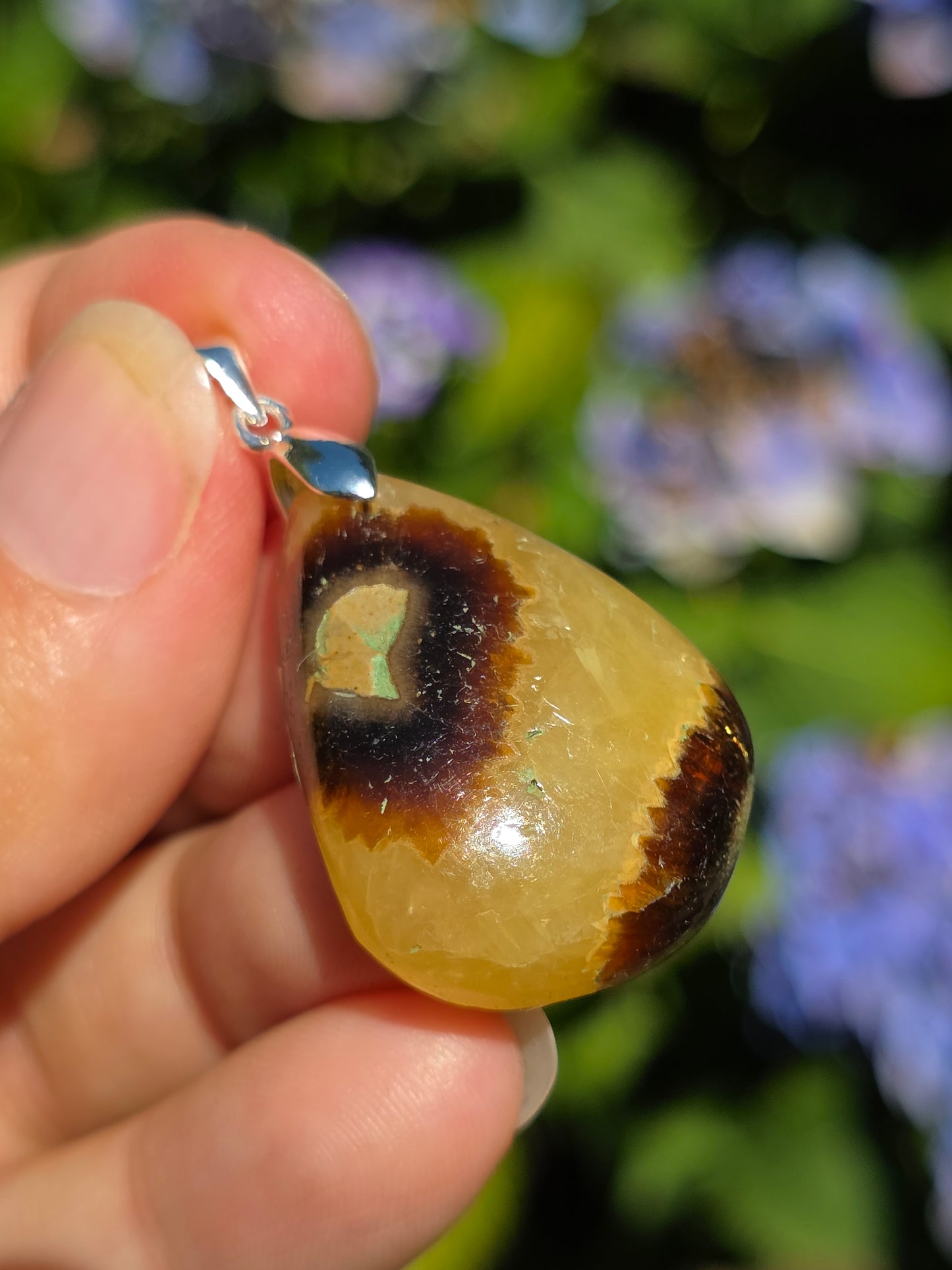Pendentif en Septaria (à choisir)