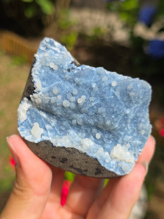 Calcédoine bleue avec Apophyllite n°13