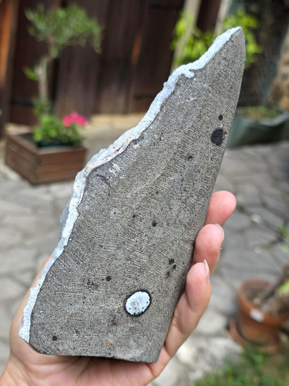 Calcédoine bleue avec Apophyllite n°19