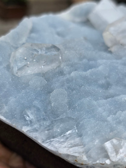 Calcédoine bleue avec Apophyllite n°19