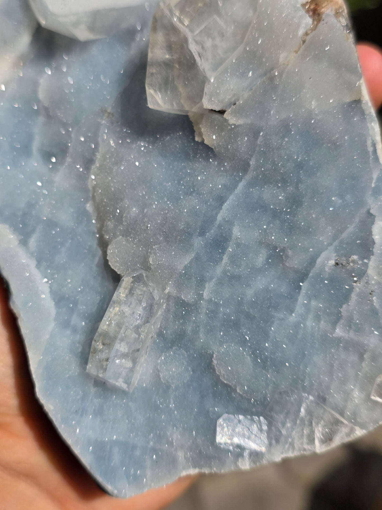 Calcédoine bleue avec Apophyllite n°19