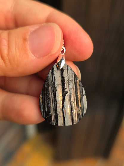 Pendentif Tourmaline noire brute n°5