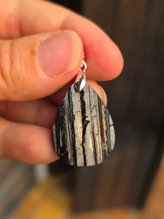 Pendentif Tourmaline noire brute n°5