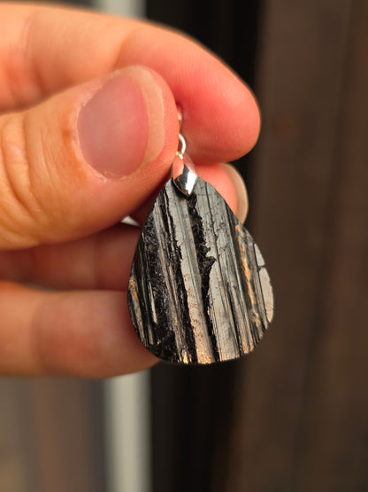 Pendentif Tourmaline noire brute n°5