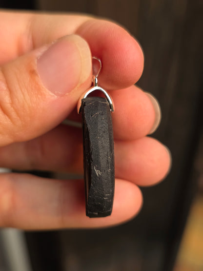 Pendentif Tourmaline noire brute n°7