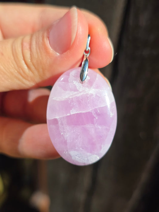 Pendentif Kunzite sur bélière en argent A