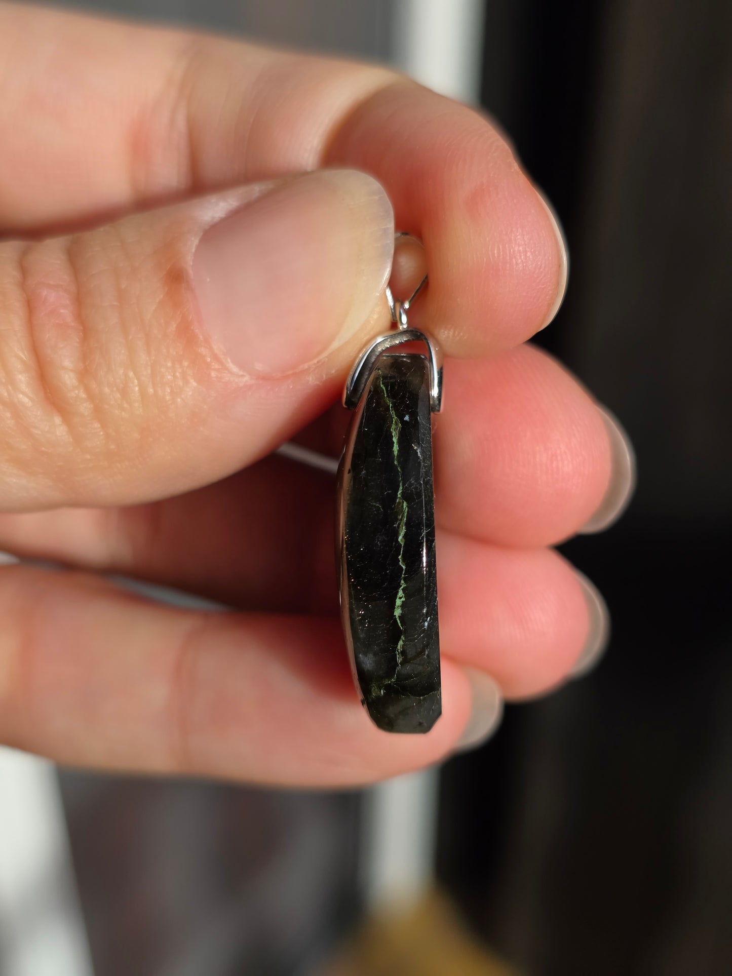 Pendentif en Labradorite arc-en-ciel
