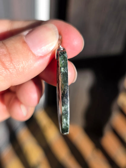 Pendentif en Séraphinite de Russie