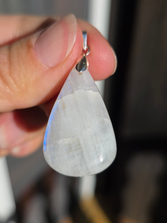Pendentif Labradorite blanche