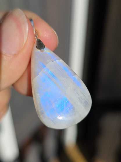 Pendentif Labradorite blanche