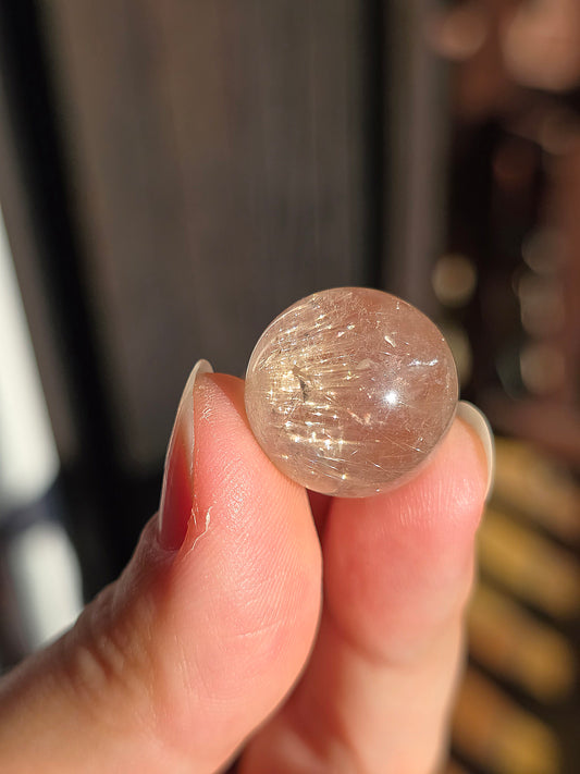 Mini sphère Quartz rutile A