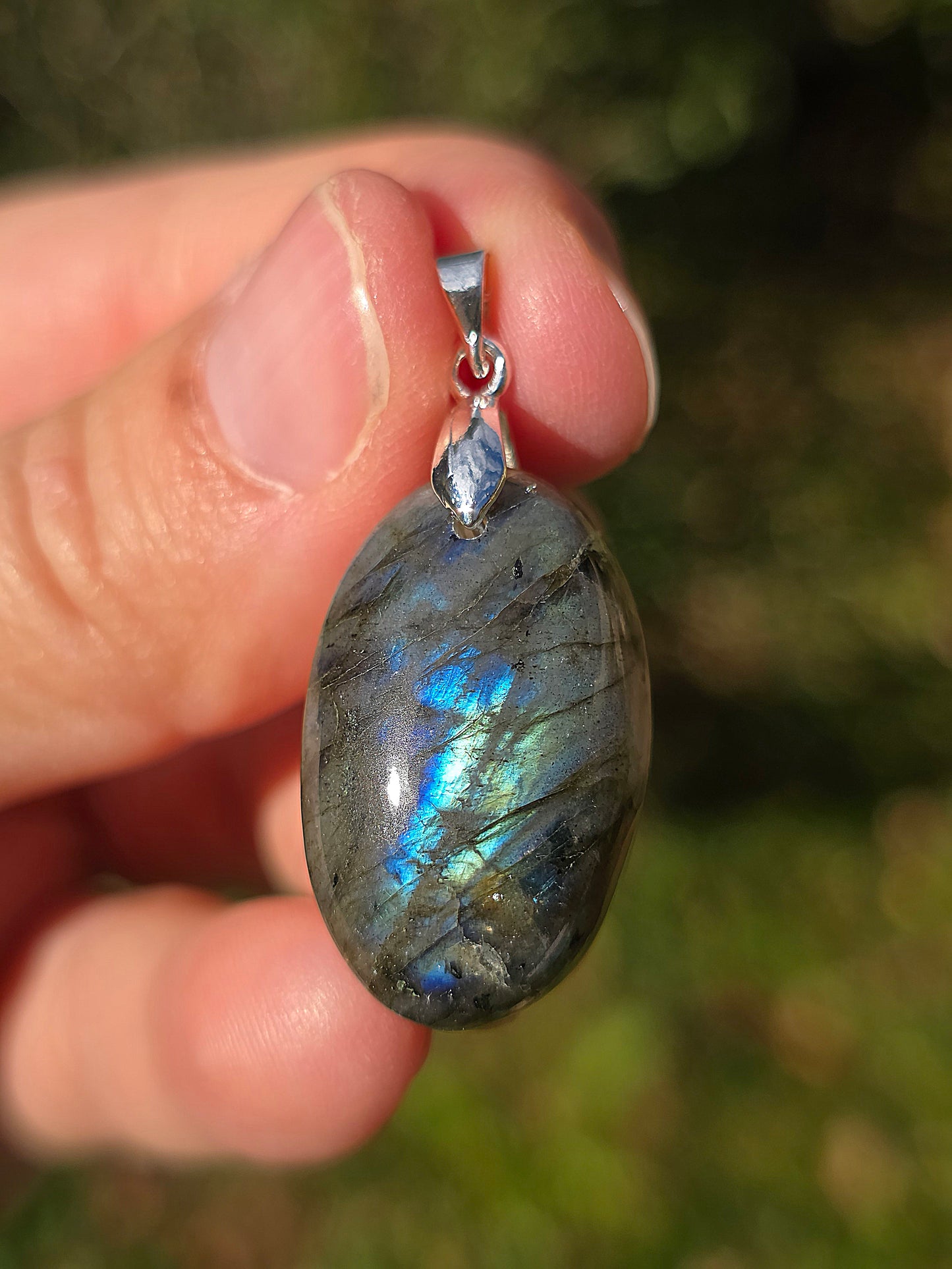 Pendentif Labradorite arc-en-ciel (à choisir)