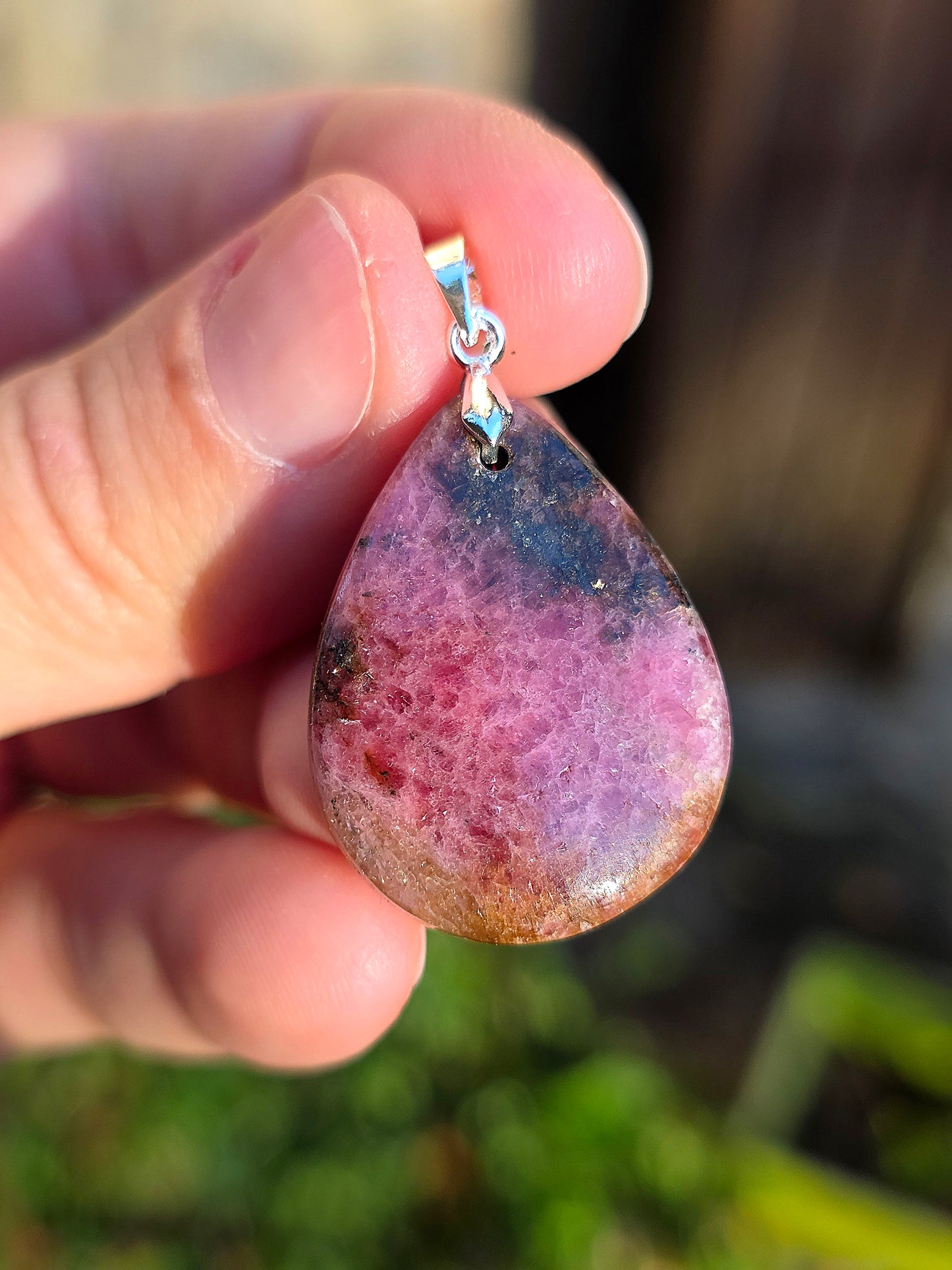 Pendentif Rhodonite (à choisir)