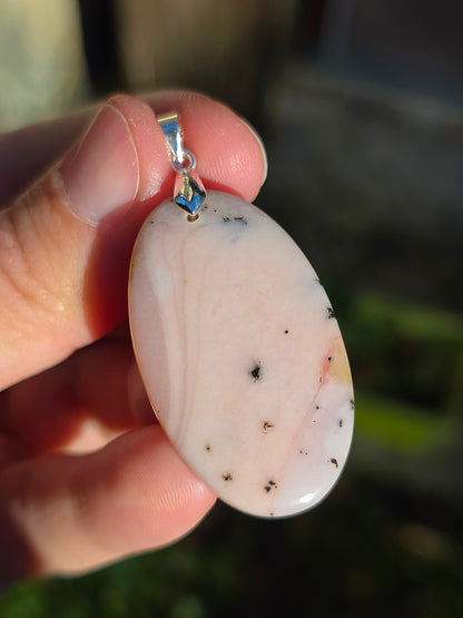 Pendentif Opale rose (à choisir)